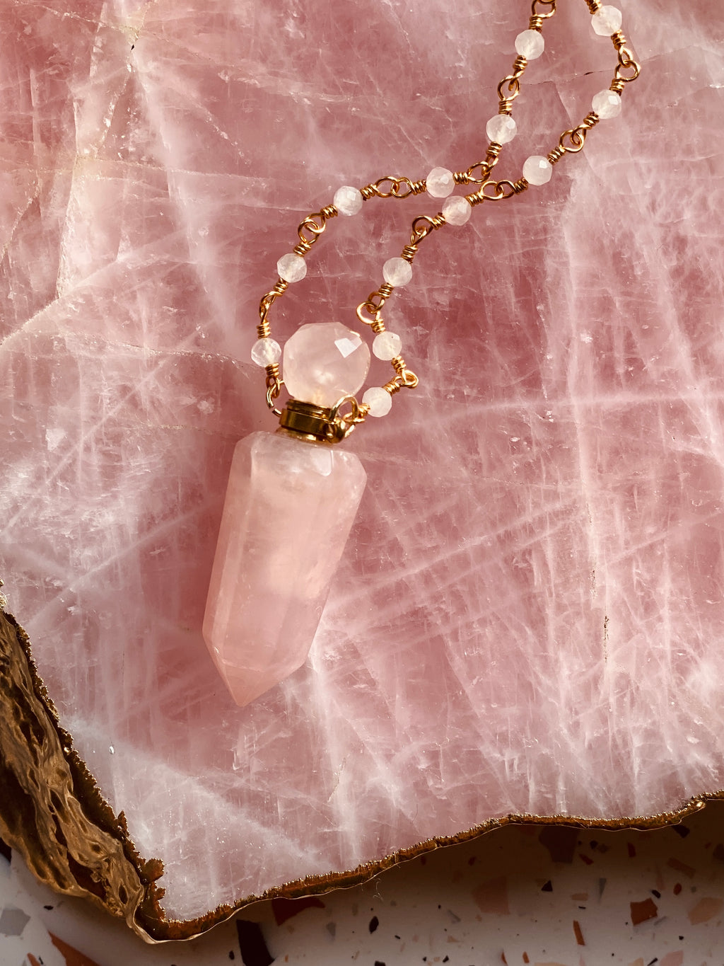 Philyra Perfume Pendant | Rose Quartz