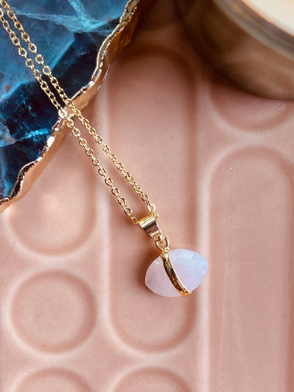 Peitho Crystal Pendant | Rose Quartz